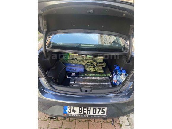 ACİL SATILIK MEGANE BAKIMLI AİLE ARACI