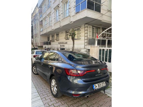 ACİL SATILIK MEGANE BAKIMLI AİLE ARACI