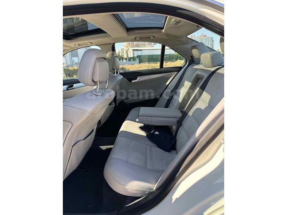 2011 Mercedes 1.8 7G 6 yıllık memur sahibinden 