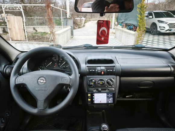 Sahibinden Opel Corsa 1.4 100.Yıl Özel Seri 