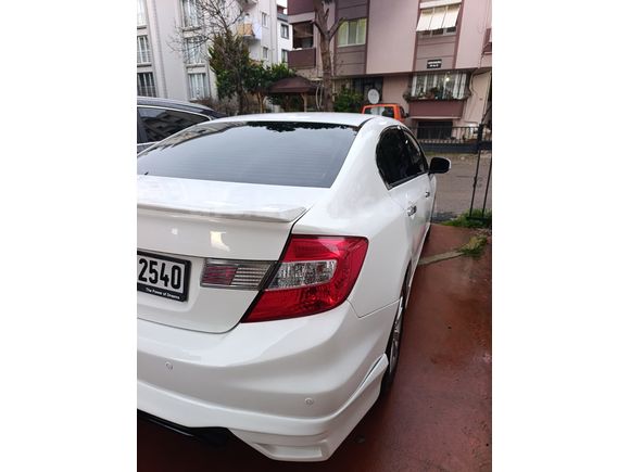 Sahibinden Honda Civic FB7 2013 Premium Değişensiz 95bin km