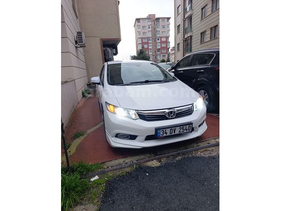 Sahibinden Honda Civic FB7 2013 Premium Değişensiz 95bin km