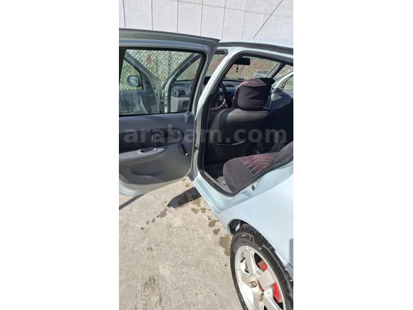 Sahibinden Renault Clio 1.4 Expression 2002 Model
