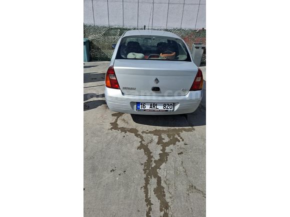 Sahibinden Renault Clio 1.4 Expression 2002 Model