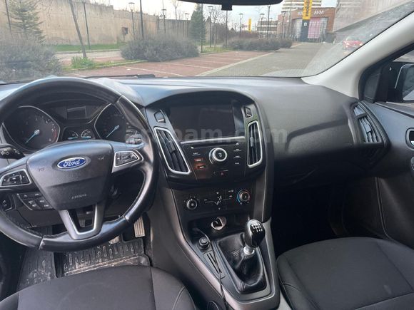 Sahibinden Ford Focus 1.6 TDCi Trend X 2015 Model Bursa 140.000 km Beyaz