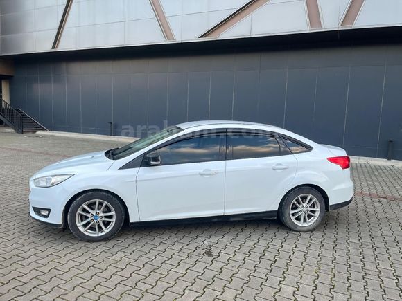 Sahibinden Ford Focus 1.6 TDCi Trend X 2015 Model Bursa 140.000 km Beyaz