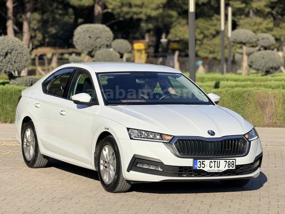 Skoda Octavia 1.0 e-Tec Elite 2021 Model İzmir