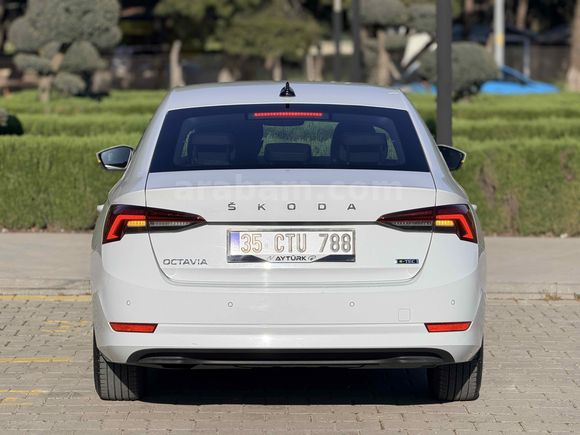Skoda Octavia 1.0 e-Tec Elite 2021 Model İzmir
