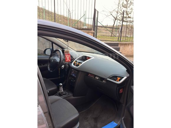Sahibinden Peugeot 207 1.4 HDi Trendy 2010 Model 