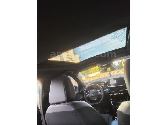 Sahibinden Peugeot 2008 1.2 PureTech Allure 2024 Model