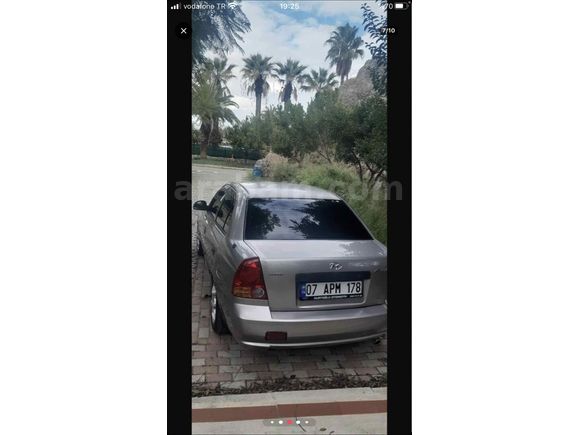 Sahibinden Hyundai Accent 1.5 CRDi Admire 2003 Model  270.000 km Gri (Gümüş)