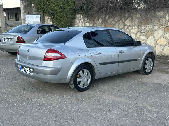 Digital klima  Renault Megane 1.5 dci Gri