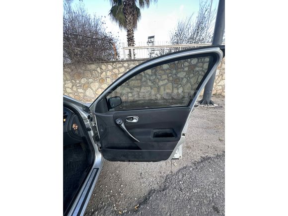 Digital klima  Renault Megane 1.5 dci Gri