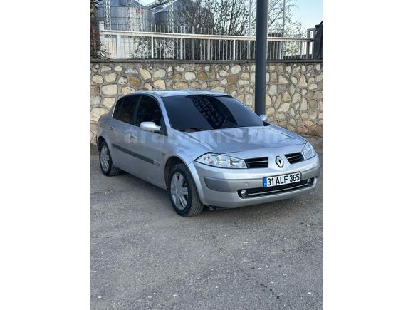 Digital klima  Renault Megane 1.5 dci Gri