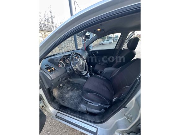 Digital klima  Renault Megane 1.5 dci Gri
