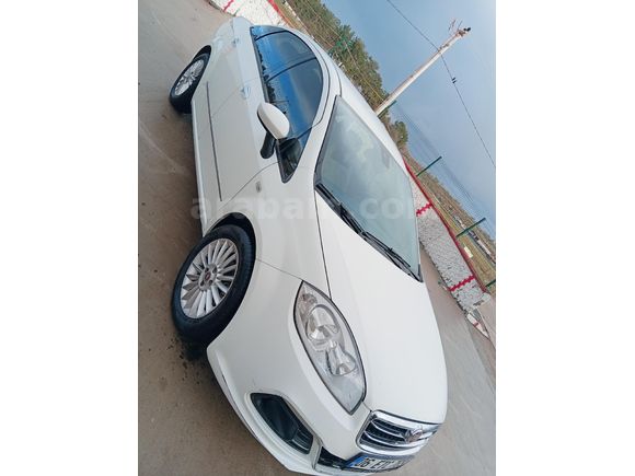 MEMURDAN SATILIK 2014 MODEL 130.000 KM 1.3 MULTİJET LOUNGE GSR PAKET LİNEA