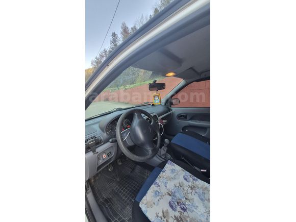 Sahibinden Renault Clio 1.4 RNA 2001 Model