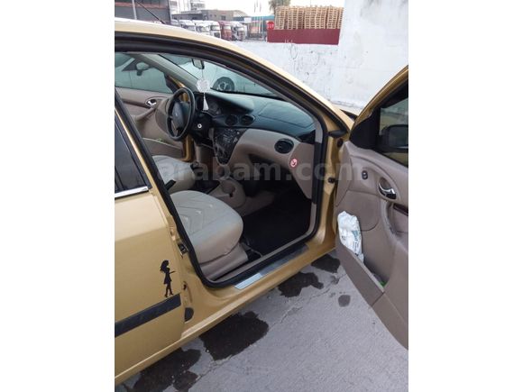 Sahibinden Ford Focus 1.6 Ambiente 2001 Model