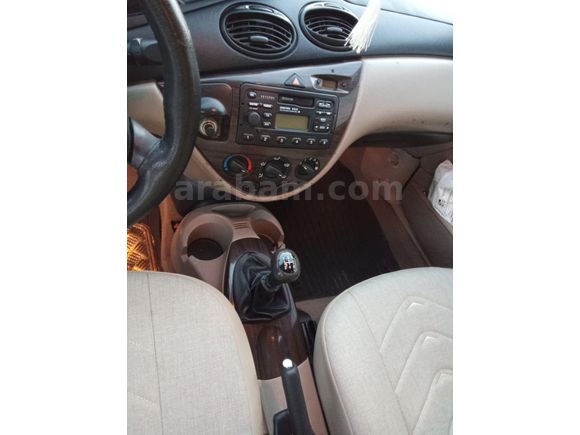 Sahibinden Ford Focus 1.6 Ambiente 2001 Model