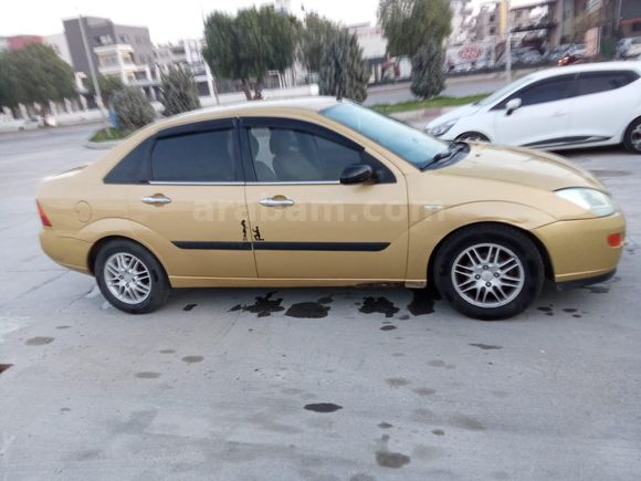 Sahibinden Ford Focus 1.6 Ambiente 2001 Model