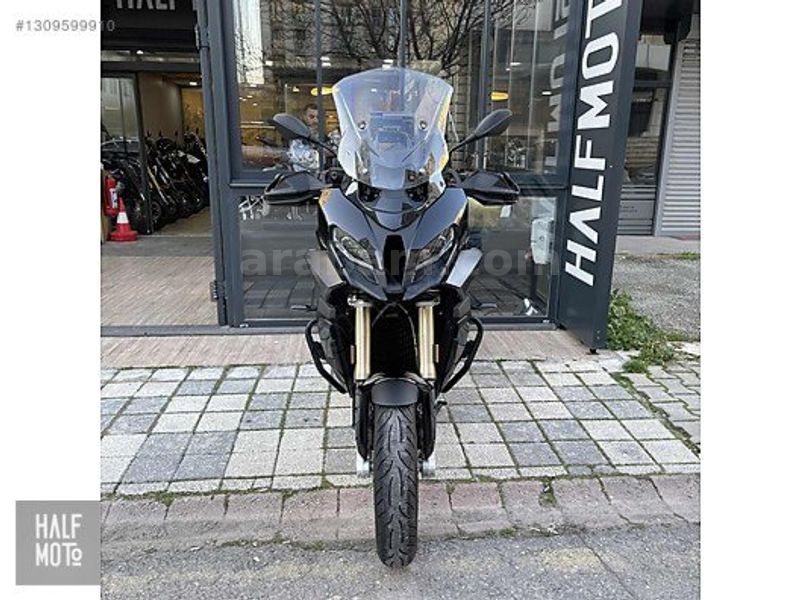 HALF MOTO 2022 BMW S 1000 XR TRİPLE BLACK