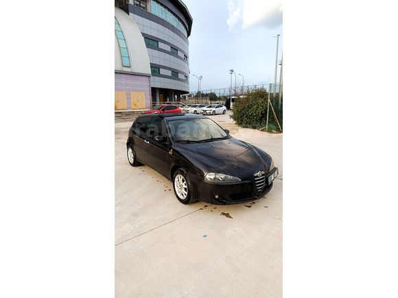 Sahibinden Alfa Romeo 147 1.6 TS Distinctive 2006 Model