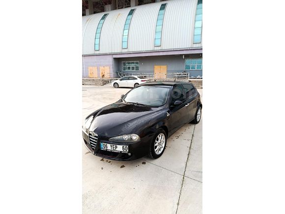 Sahibinden Alfa Romeo 147 1.6 TS Distinctive 2006 Model
