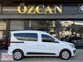 ÖZCAN''dan 2024 Model Renault Express ''44.000''KM %20 FATURA