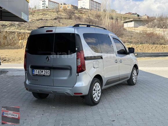 HATASIZ TRAMERSİZ 2021M 72.000KM EXPRES 1.5 BLUEDCI