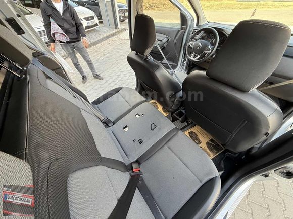 HATASIZ TRAMERSİZ 2021M 72.000KM EXPRES 1.5 BLUEDCI