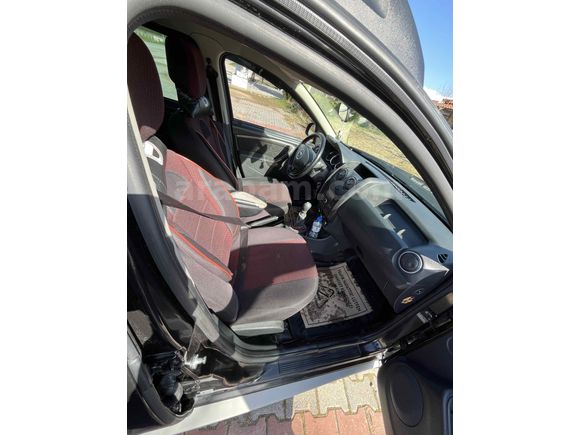 Sahibinden Dacia Duster 1.5 dCi Laureate 2015 Model 