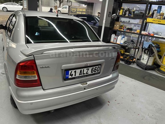 Sahibinden Opel Astra 1.7 DTi 2000 Model 