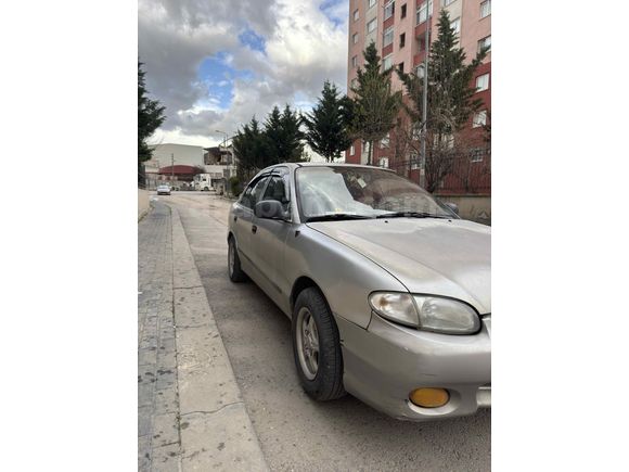 Sahibinden Hyundai Accent 1.5 GLS 1999 Model 