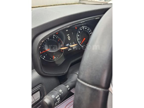 Sahibinden Renault Clio 1.0 TCe Touch 2023 Model