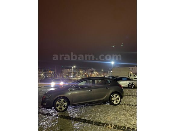 Sıkıntısız Opel Astra 1.6 Sport 2010 Model