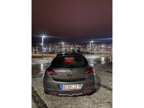 Sıkıntısız Opel Astra 1.6 Sport 2010 Model