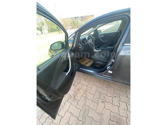 Sıkıntısız Opel Astra 1.6 Sport 2010 Model