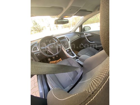 Sıkıntısız Opel Astra 1.6 Sport 2010 Model