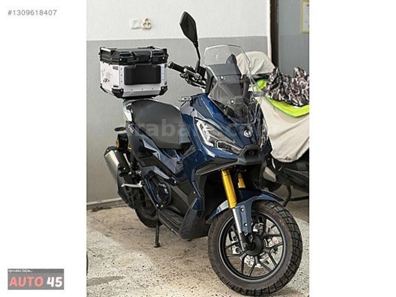 Galeriden Yuki Xway 125 2024 Model Manisa 6.001 km Lacivert
