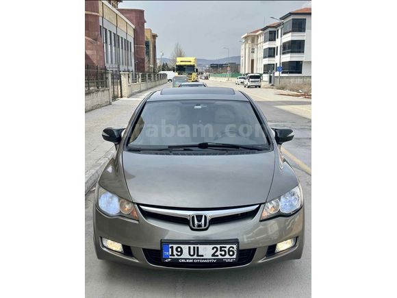 Sahibinden Honda Civic 1.6i VTEC Elegance 2009 Model 