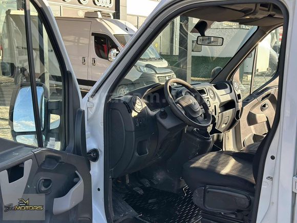 2018-2.3- RENAULT MASTER TRUCK-ÇİFT KABİN-YARIM PARÇA BOYALI