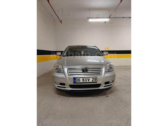 Sahibinden Toyota Avensis 1.6 Comfort 2004 Model