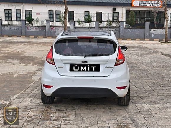 ÜMİT AUTO/2013/FORD/FİESTA/TREND/218.000KM/