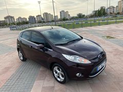 2011 MODEL 170.000 KM DE TİTANYUM FİESTA FULL PAKET