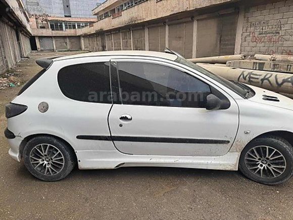 TNR MOTORS'dan pejo 206