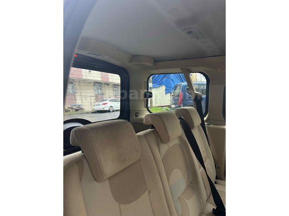 Sahibinden Ford Tourneo Connect 110PS 2013 Model 