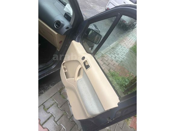Sahibinden Ford Tourneo Connect 110PS 2013 Model 