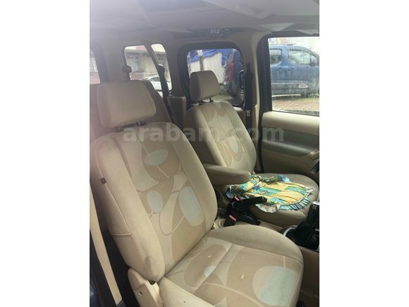 Sahibinden Ford Tourneo Connect 110PS 2013 Model 