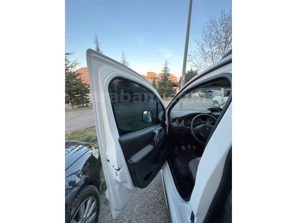 Sahibinden Peugeot Partner 1.6 HDI Active 2014 Model 