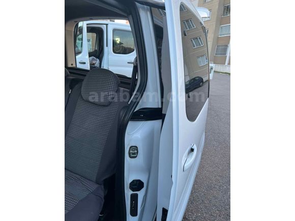 Sahibinden Peugeot Partner 1.6 HDI Active 2014 Model 